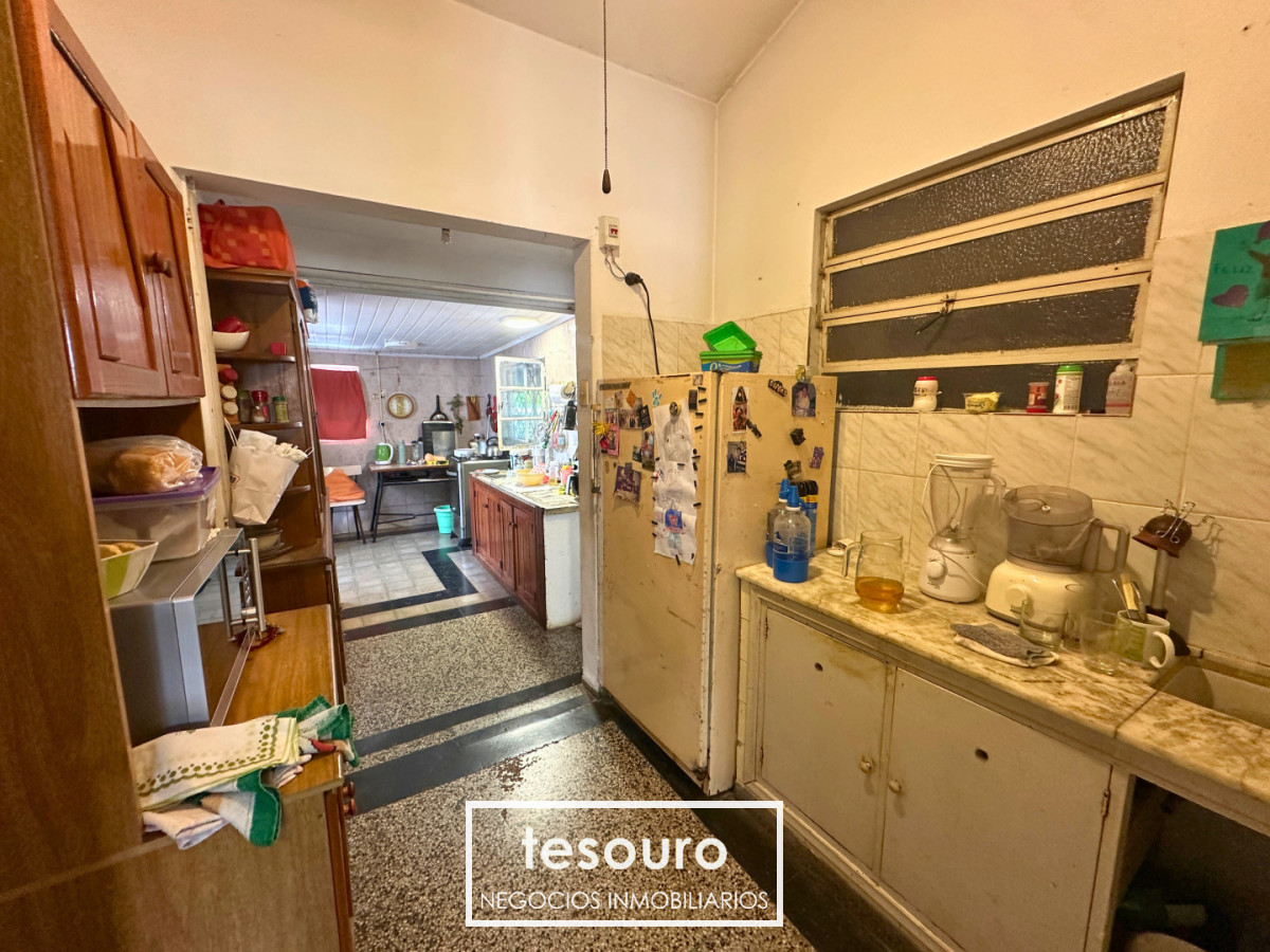 Casa ID.5410 - VENTA 3 CASAS EN MISMO PADRÓN EN MALVÍN NORTE PRÓXIMO A BUCEO