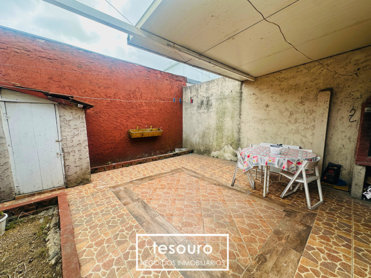 Casa ID.5370 - VENTA CASA DE 3 DORMITORIOS EN LA BLANQUEADA