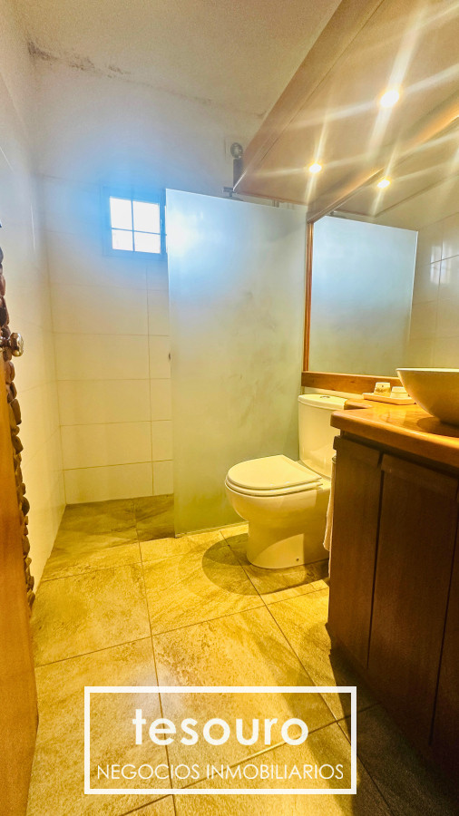 Casa ID.4978 - VENTA CASA CON APARTAMENTO INDEPENDIENTE PRÓXIMO A PLAZA ITALIA