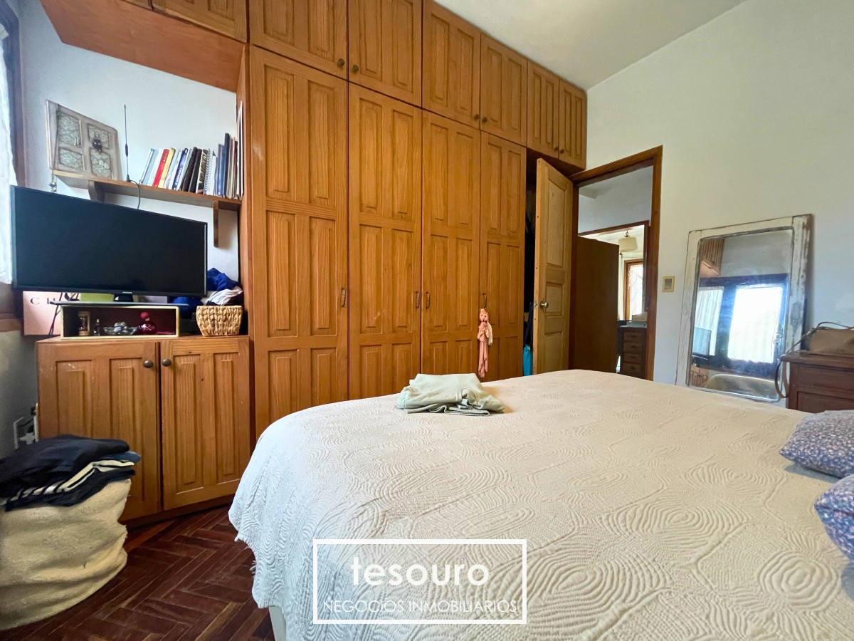 Casa ID.4660 - VENTA CASA DE 4 DORMITORIOS CON PISCINA Y BARBACOA EN MALVÍN