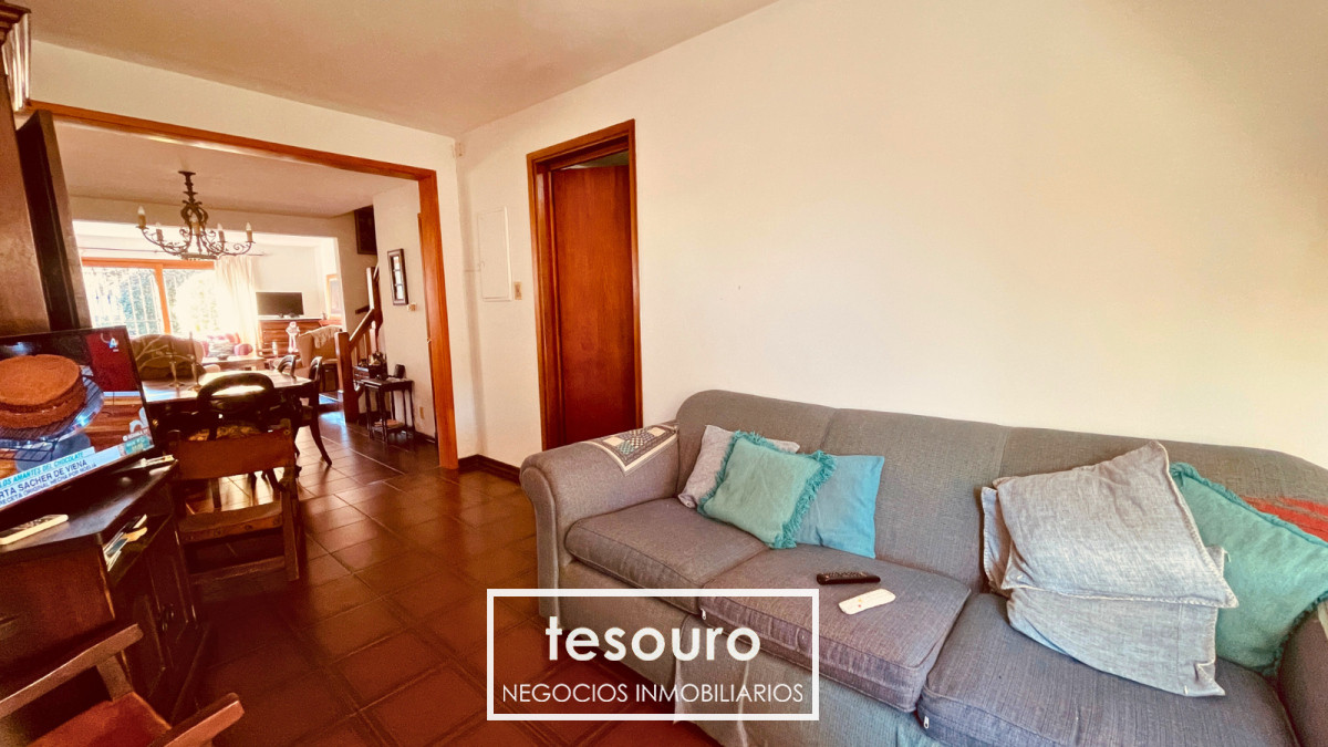 Casa ID.4866 - VENTA CASA DE 3 DORMITORIOS EN CARRASCO