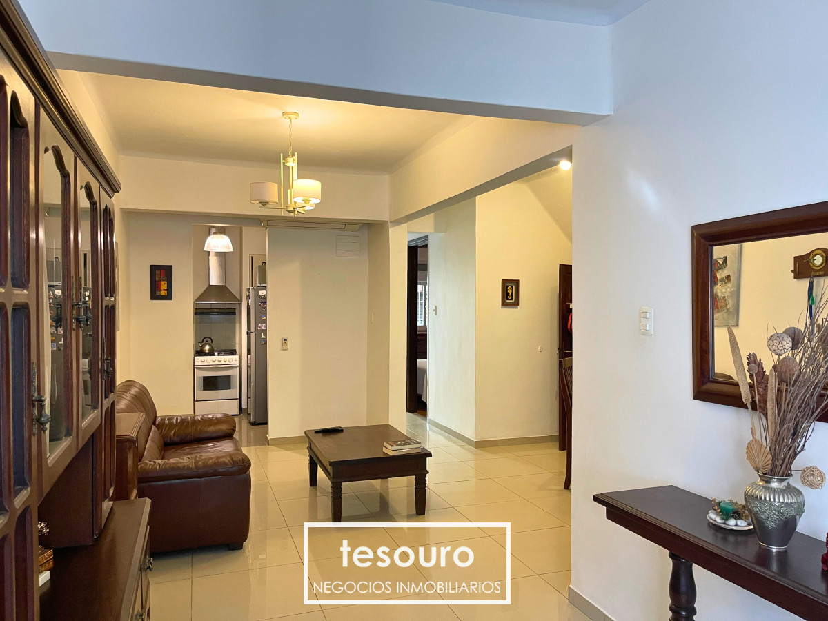 Casa ID.4616 - VENTA CASA PH DE 2 DORMITORIOS EN POCITOS