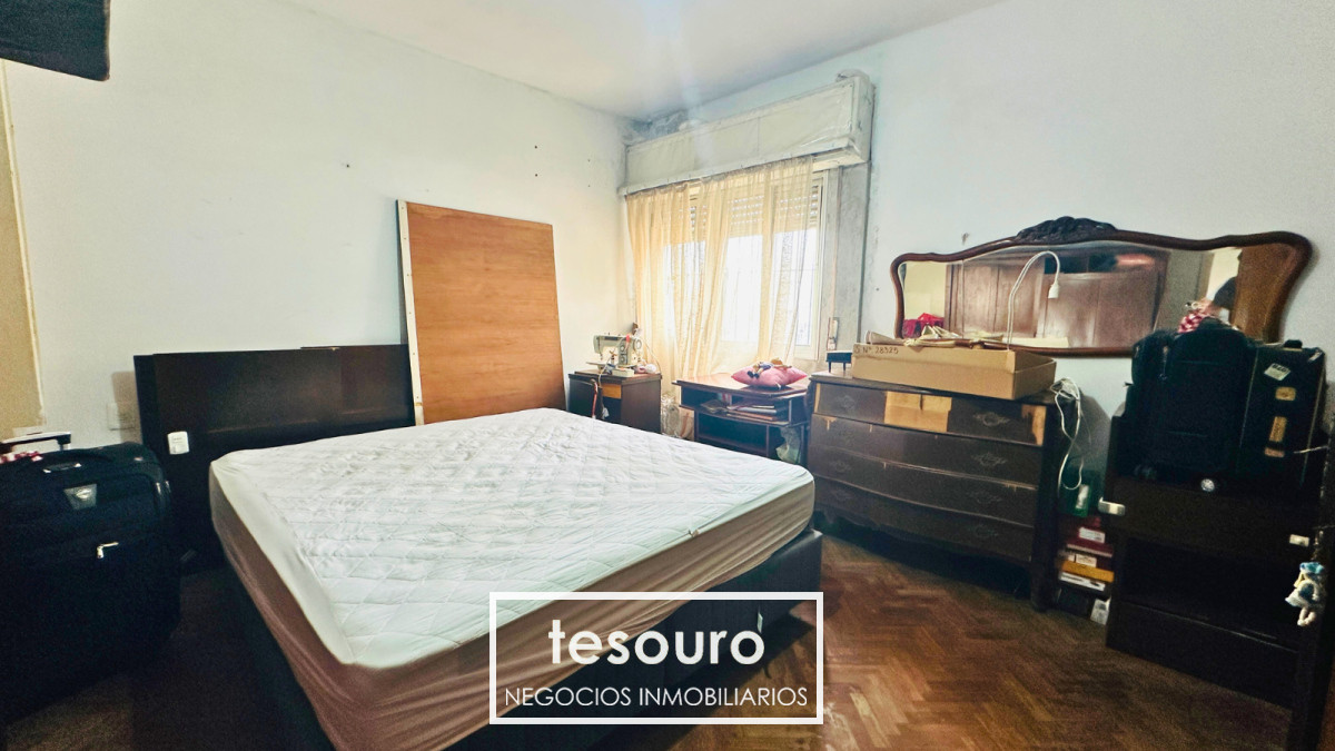 Casa ID.4983 - VENTA CASA CON APARTAMENTO INDEPENDIENTE EN BUCEO PRÓXIMO A AVENIDA ITALIA