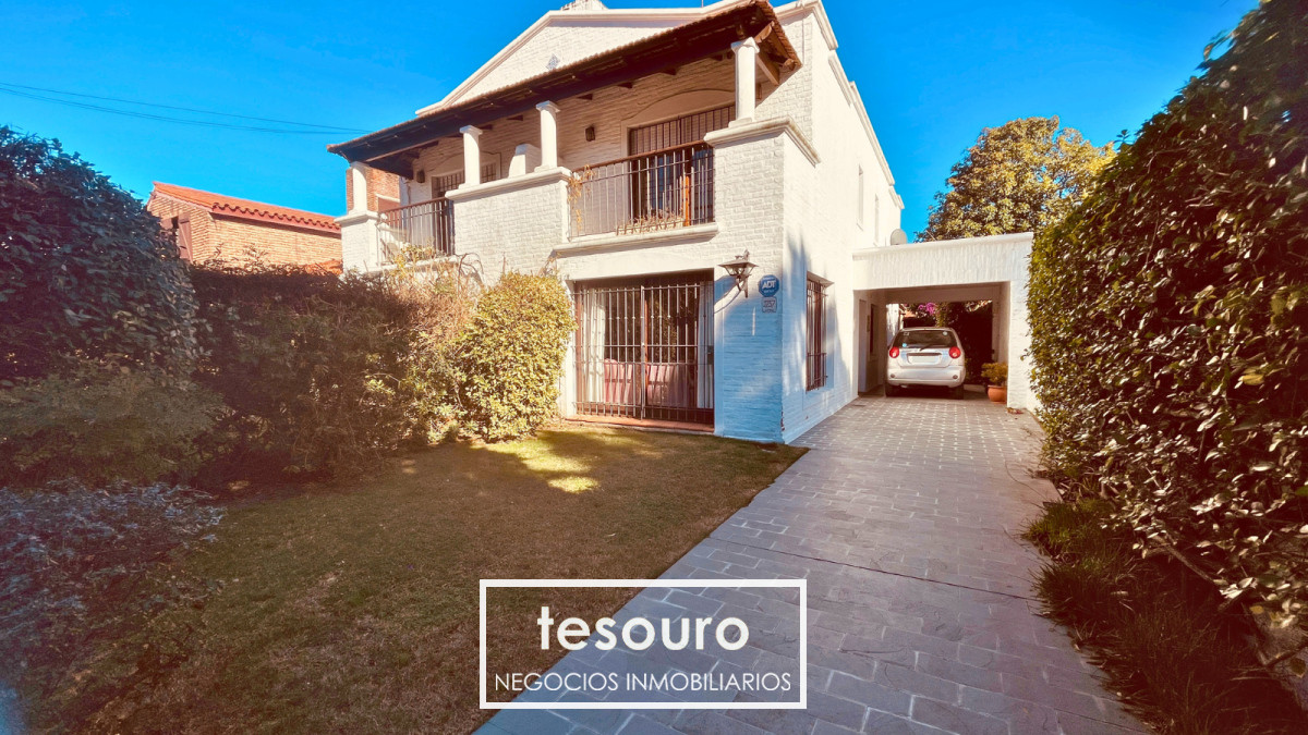 Casa ID.4866 - VENTA CASA DE 3 DORMITORIOS EN CARRASCO