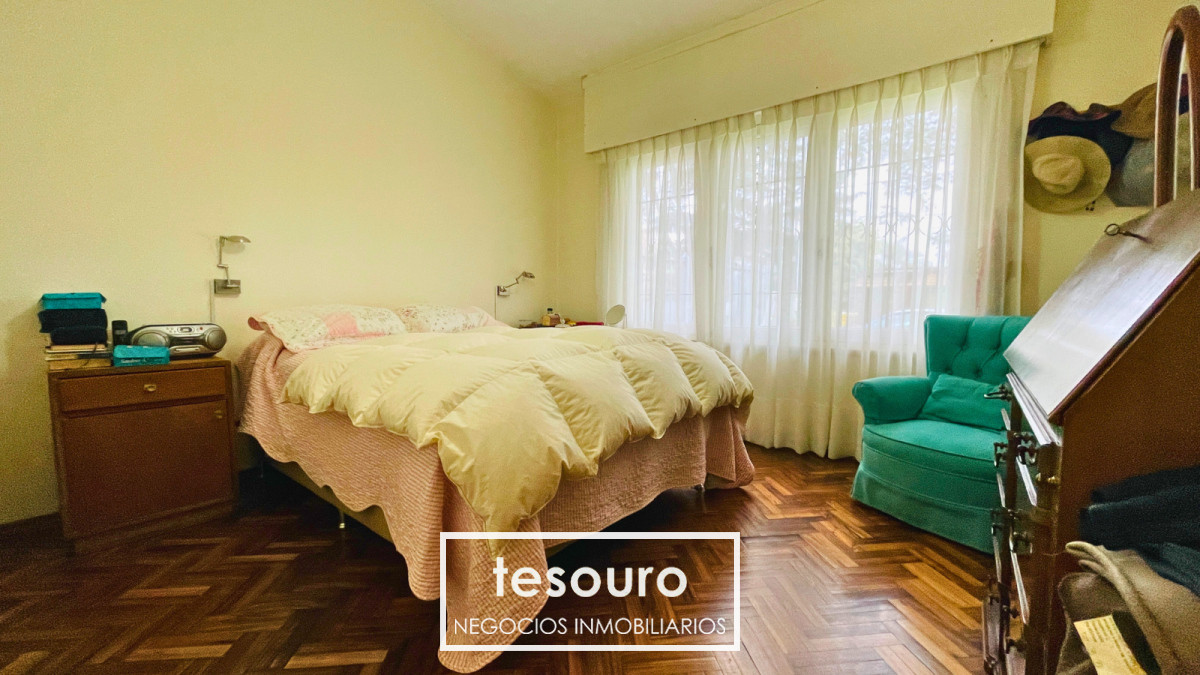 Casa ID.4860 - VENTA CHALET DE 3 DORMITORIOS EN MALVÍN CON BARBACOA Y GRAN TERRENO