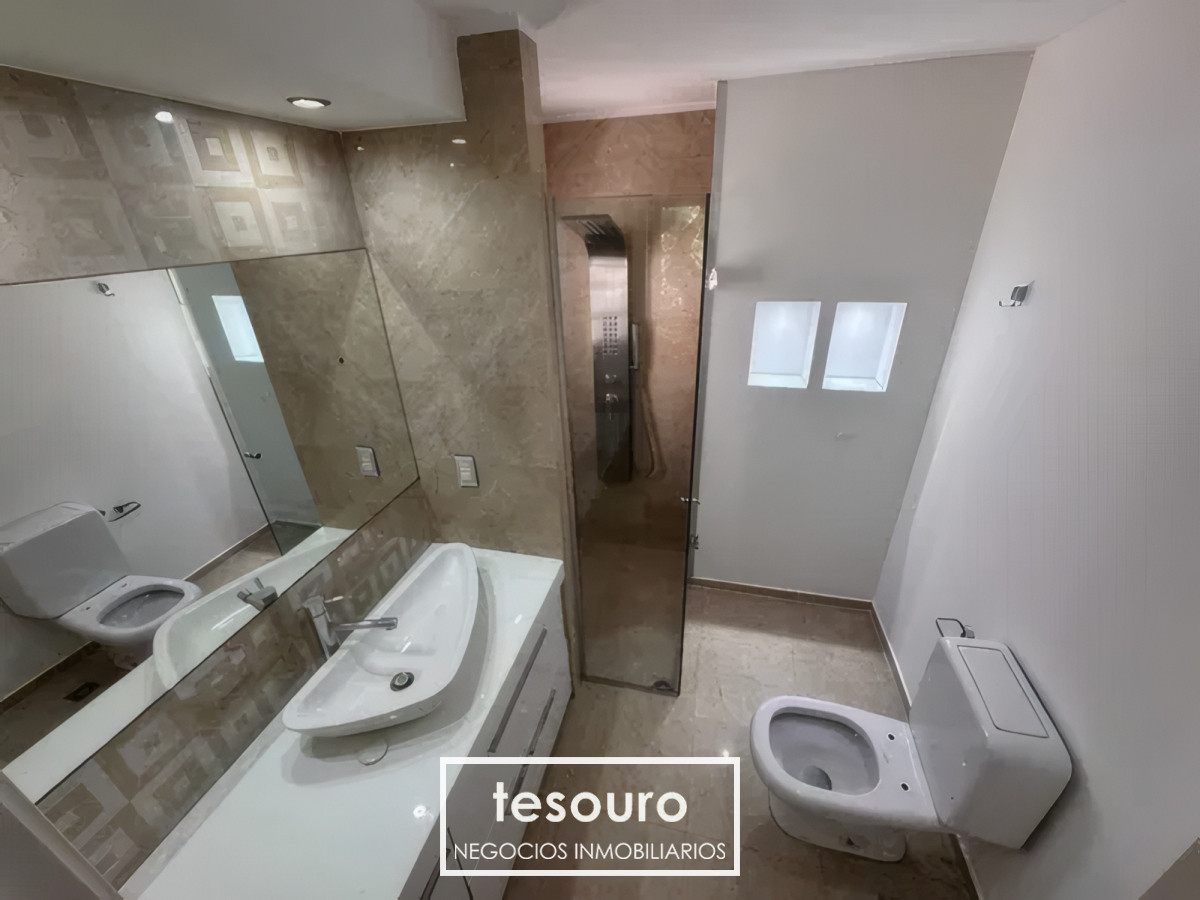 Casa ID.4839 - ALQUILER CASA DE 3 DORMITORIOS EN POCITOS NUEVO PRÓXIMO A MONTEVIDEO SHOPPING