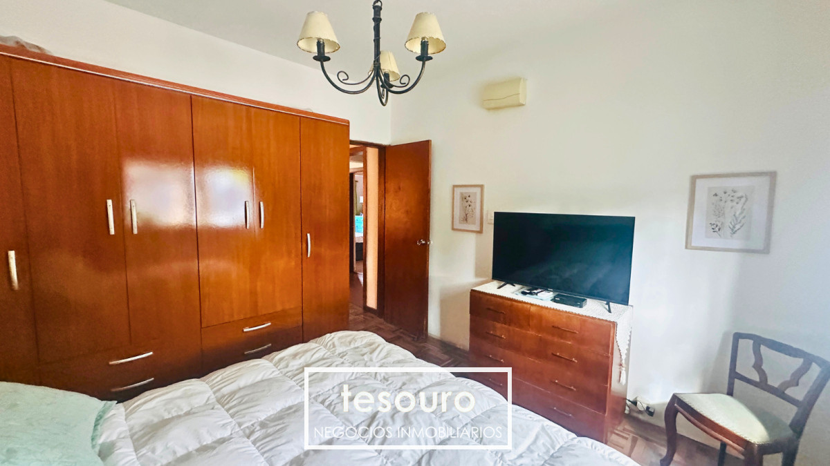Casa ID.4978 - VENTA CASA CON APARTAMENTO INDEPENDIENTE PRÓXIMO A PLAZA ITALIA