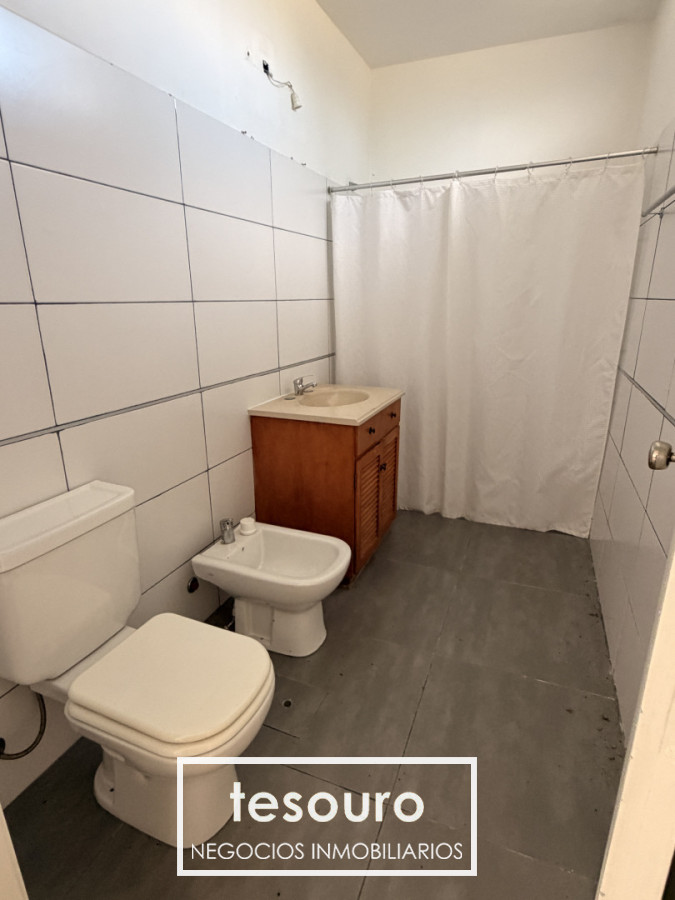 Casa ID.5724 - Alquiler Casa de 4 dormitorios en Malvin
