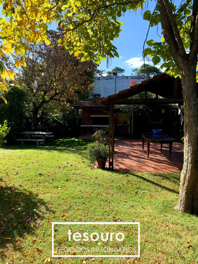 Casa ID.4580 - VENTA CASA DE 3 DORMITORIOS EN CARRASCO NORTE PROXIMO A AVENIDA ITALIA
