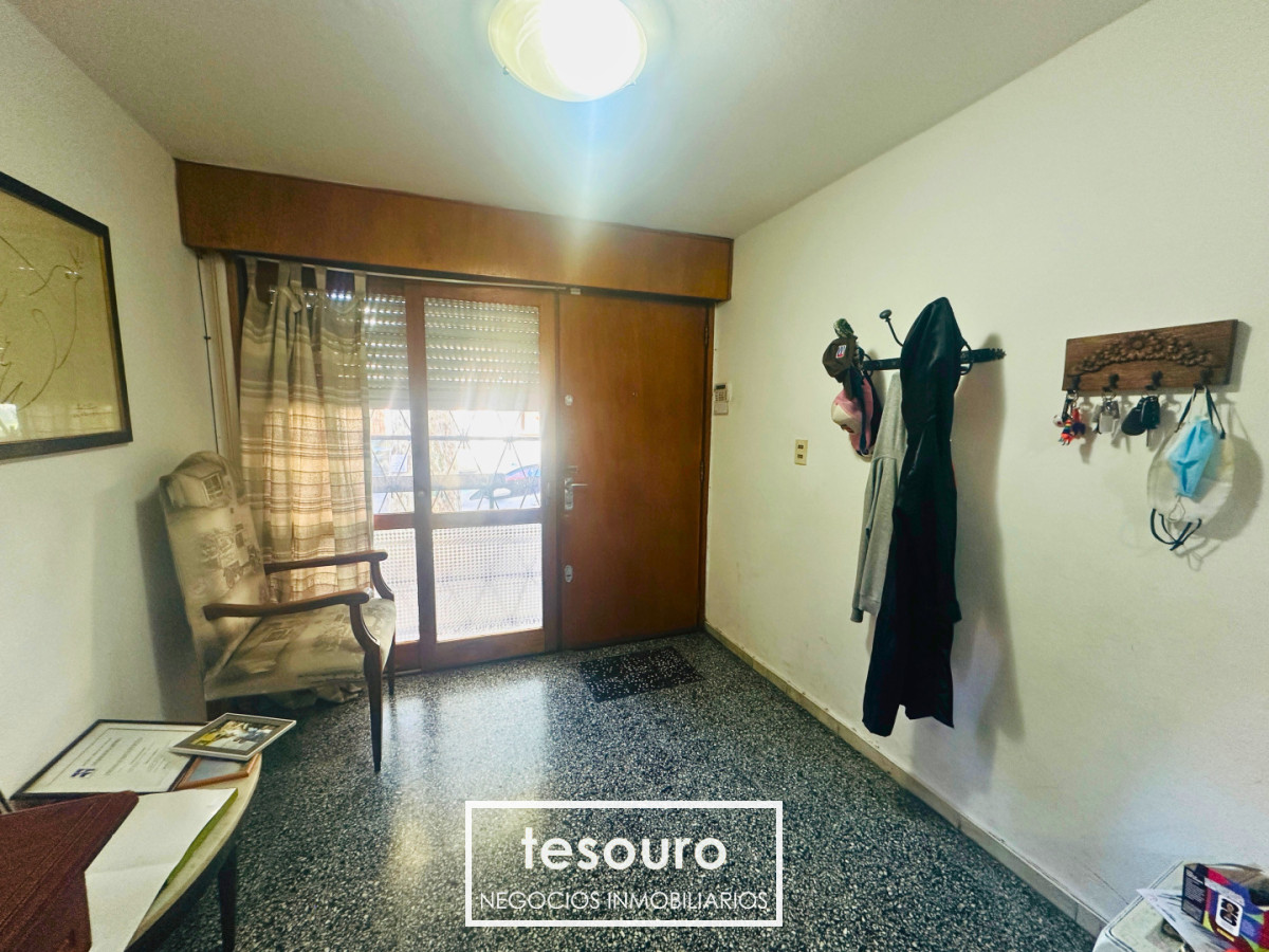 Casa ID.5510 - VENTA CASA DE 3 DORMITORIOS EN LA COMERCIAL