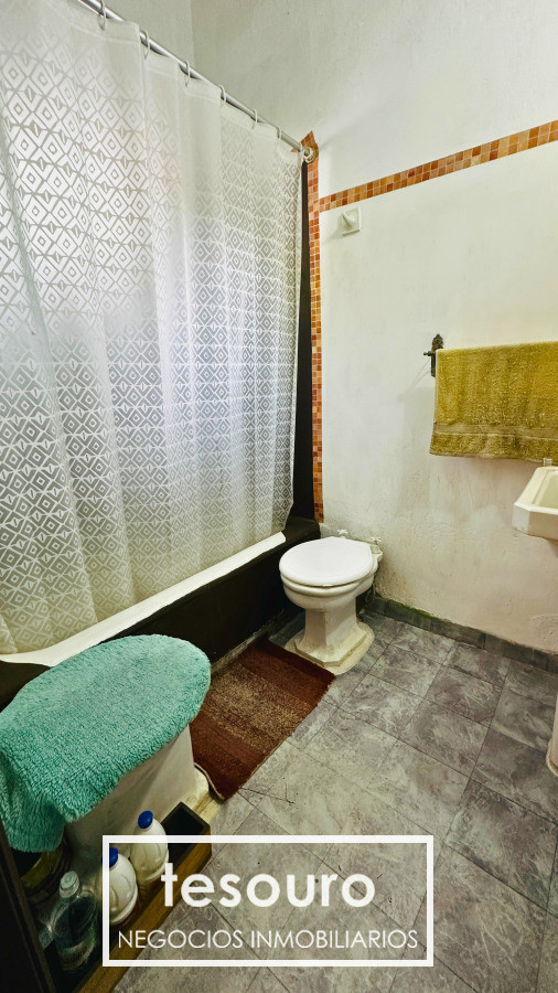 Casa ID.5116 - VENTA CASA DE 2 DORMITORIOS MAS APARTAMENTO DE 2 DORMITORIOS