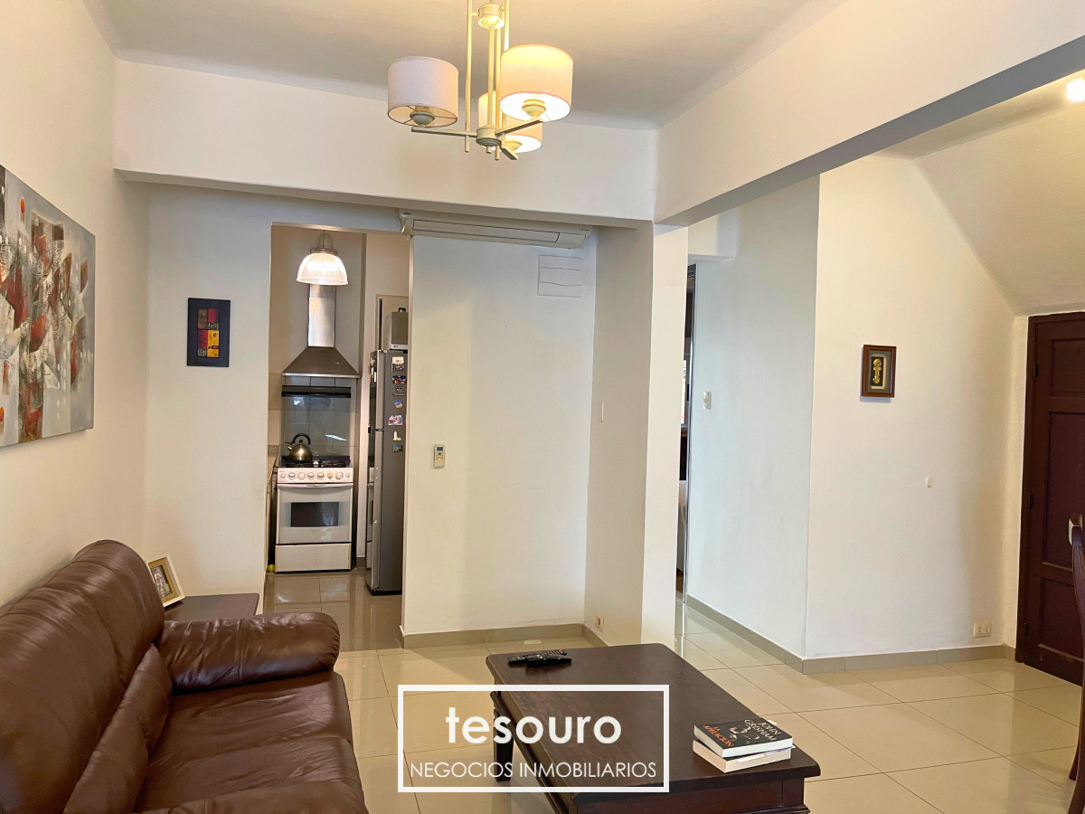 Casa ID.4616 - VENTA CASA PH DE 2 DORMITORIOS EN POCITOS