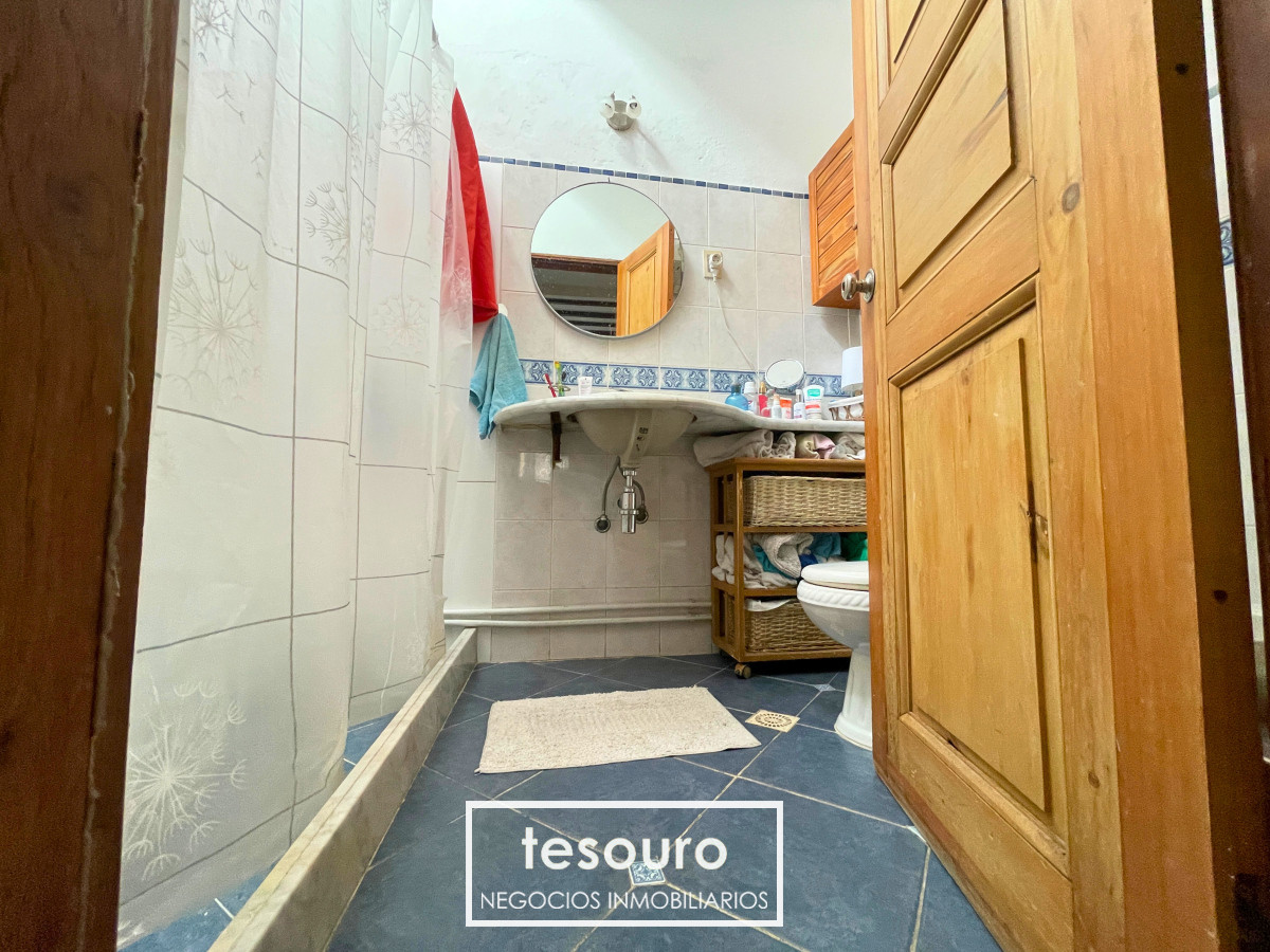Casa ID.4660 - VENTA CASA DE 4 DORMITORIOS CON PISCINA Y BARBACOA EN MALVÍN