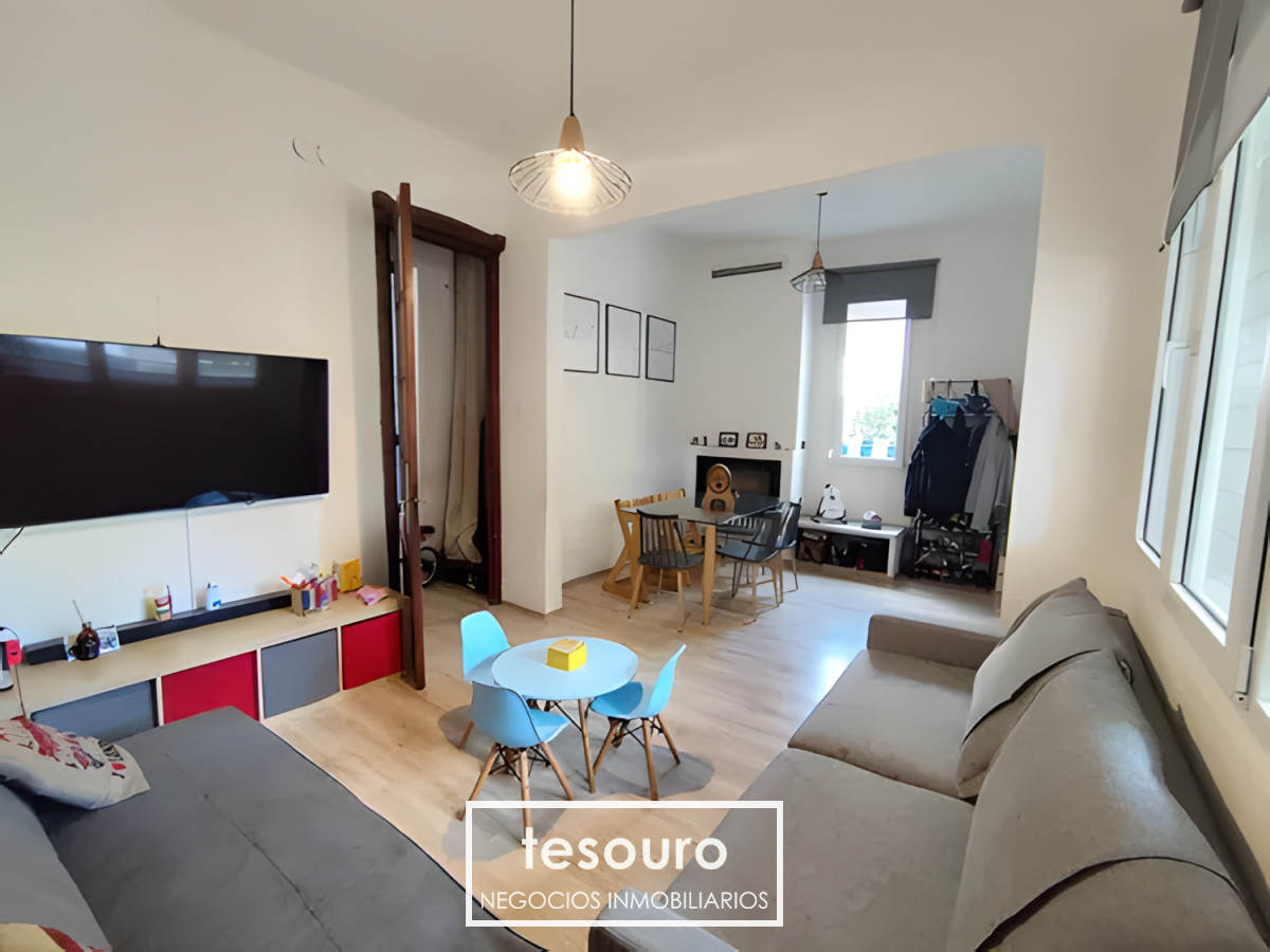 Casa ID.4877 - VENTA CASA DE 3 DORMITORIOS EN POCITOS CON GRAN TERRAZA VERDE