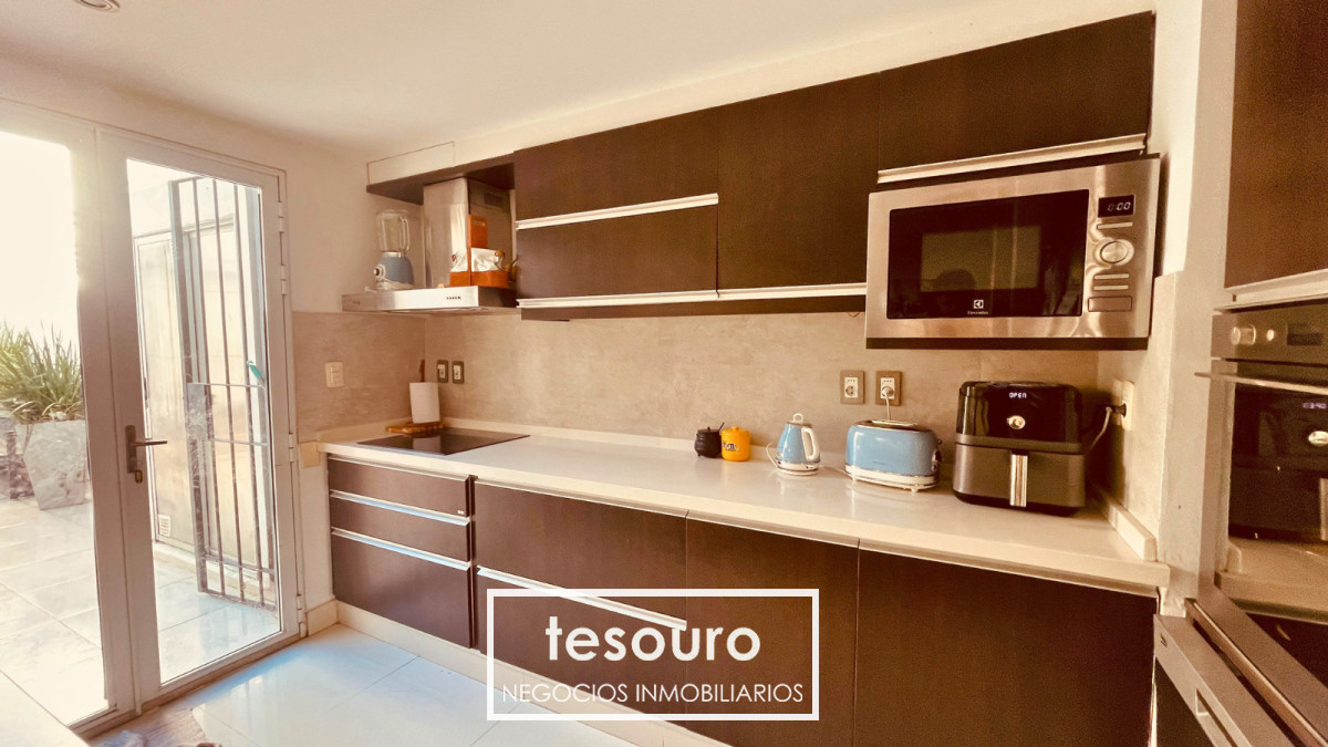 Casa ID.4863 - VENTA CASA DE 3 DORMITORIOS EN PUNTA CARRETAS