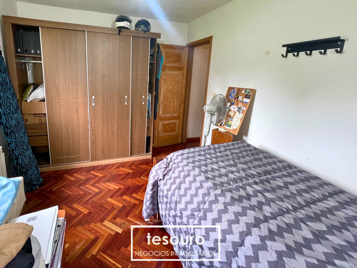 Casa ID.4660 - VENTA CASA DE 4 DORMITORIOS CON PISCINA Y BARBACOA EN MALVÍN