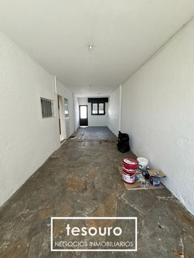 Casa ID.5437 - CASA 2 DORMITORIOS CON JARDÍN Y PARRILLERO EN CARRASCO SUR