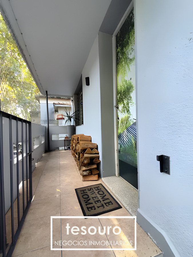 Casa ID.4877 - VENTA CASA DE 3 DORMITORIOS EN POCITOS CON GRAN TERRAZA VERDE