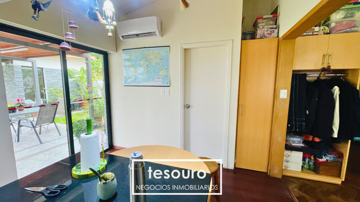Casa ID.4860 - VENTA CHALET DE 3 DORMITORIOS EN MALVÍN CON BARBACOA Y GRAN TERRENO