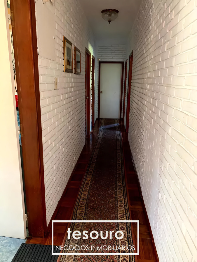 Casa ID.4580 - VENTA CASA DE 3 DORMITORIOS EN CARRASCO NORTE PROXIMO A AVENIDA ITALIA