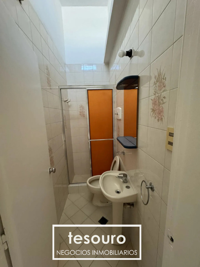 Casa ID.5437 - CASA 2 DORMITORIOS CON JARDÍN Y PARRILLERO EN CARRASCO SUR