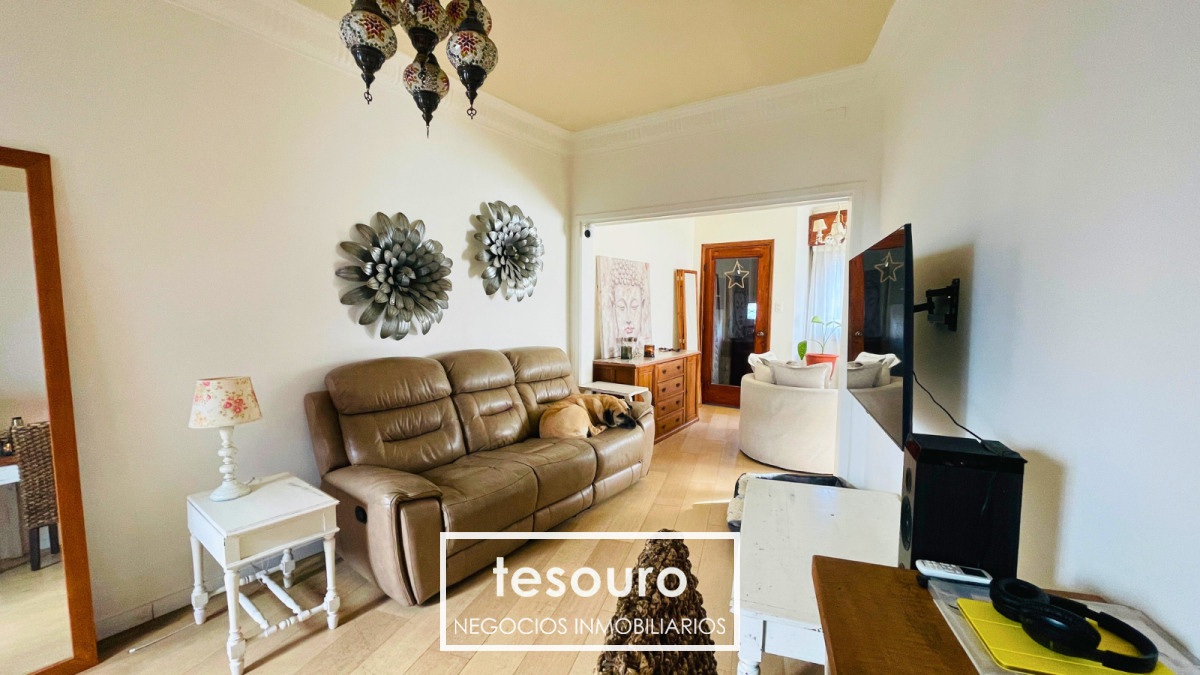 Casa ID.4893 - VENTA CASA DE 2 DORMITORIOS EN POCITOS