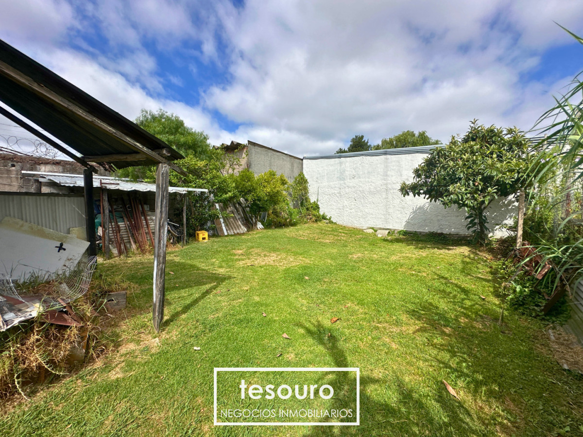 Casa ID.5410 - VENTA 3 CASAS EN MISMO PADRÓN EN MALVÍN NORTE PRÓXIMO A BUCEO