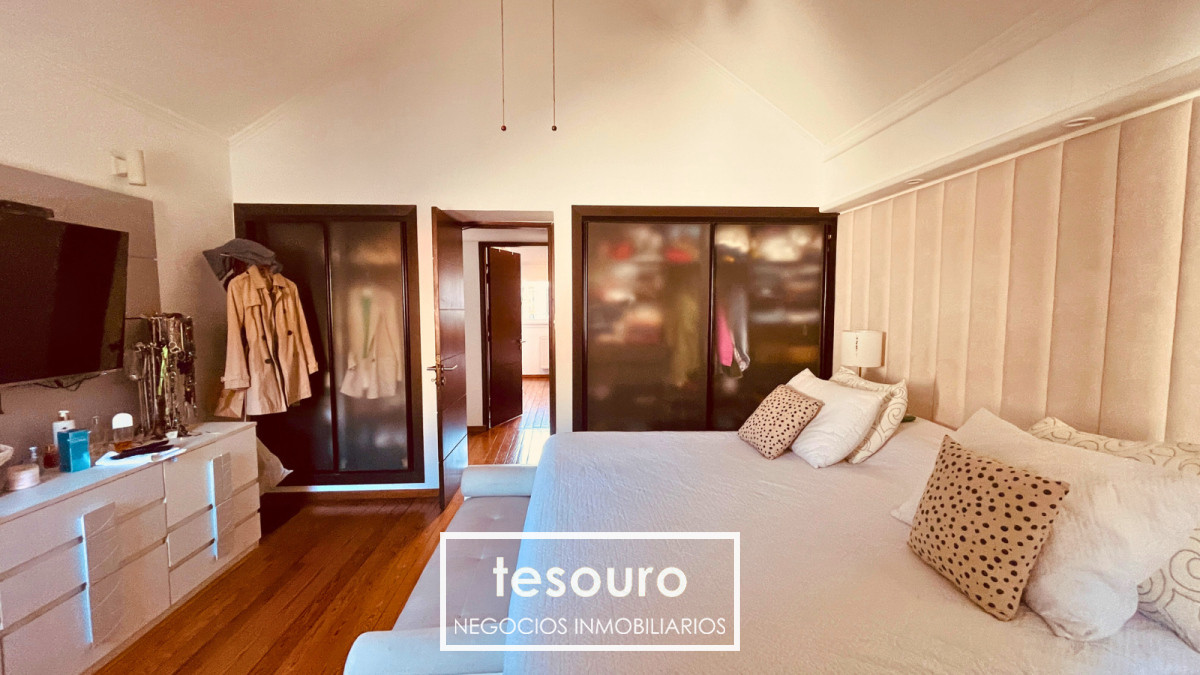 Casa ID.4863 - VENTA CASA DE 3 DORMITORIOS EN PUNTA CARRETAS