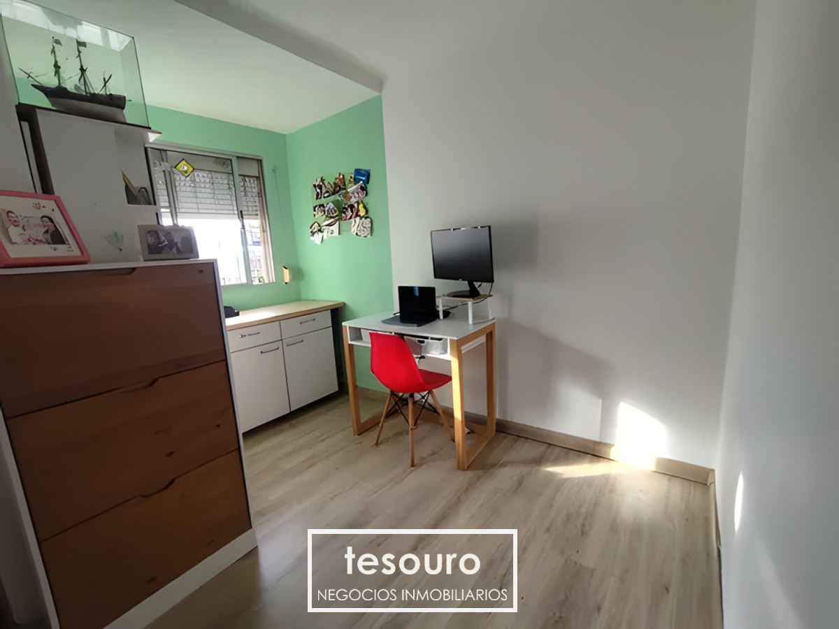 Casa ID.4877 - VENTA CASA DE 3 DORMITORIOS EN POCITOS CON GRAN TERRAZA VERDE