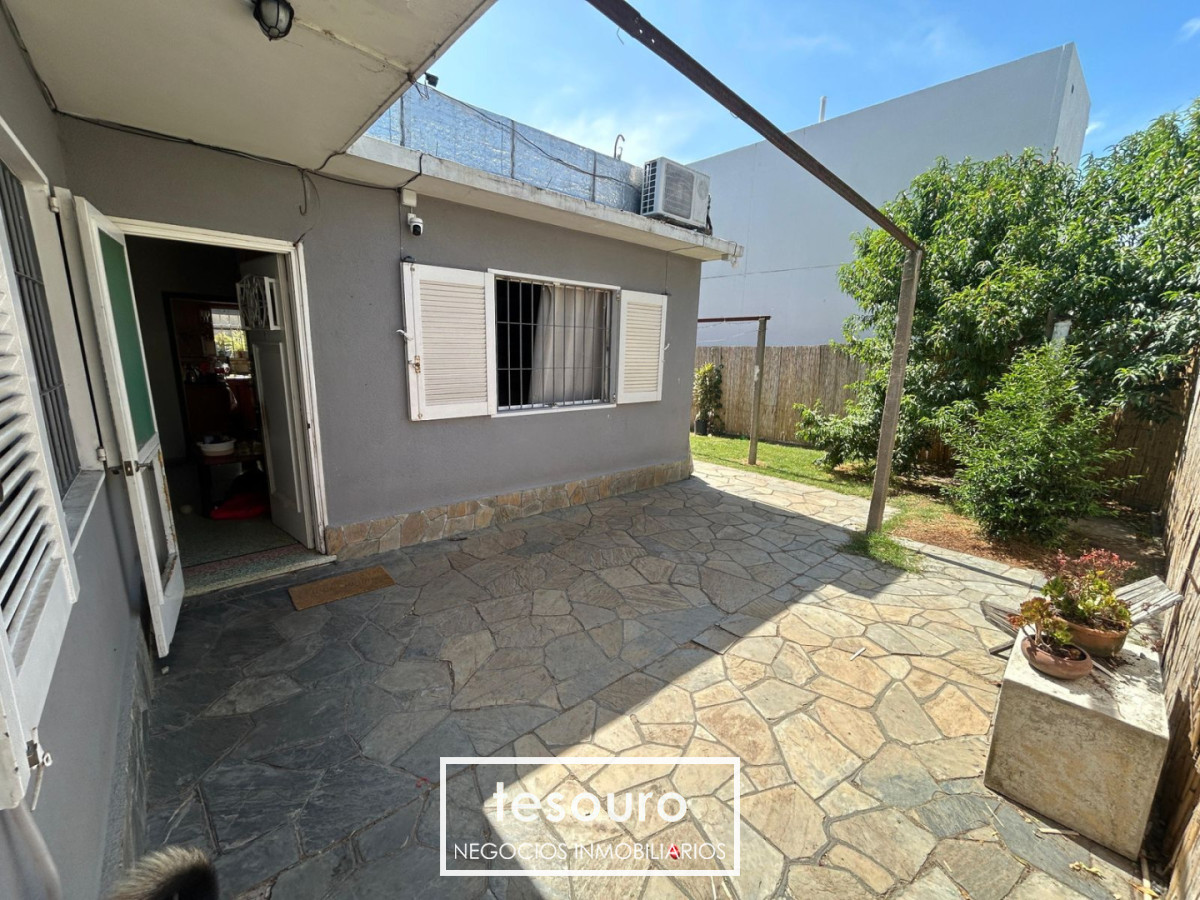 Casa ID.5458 - VENTA CASA DE 2 DORMITORIOS EN CARRASCO NORTE