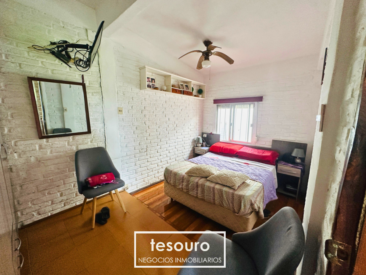 Casa ID.5410 - VENTA 3 CASAS EN MISMO PADRÓN EN MALVÍN NORTE PRÓXIMO A BUCEO