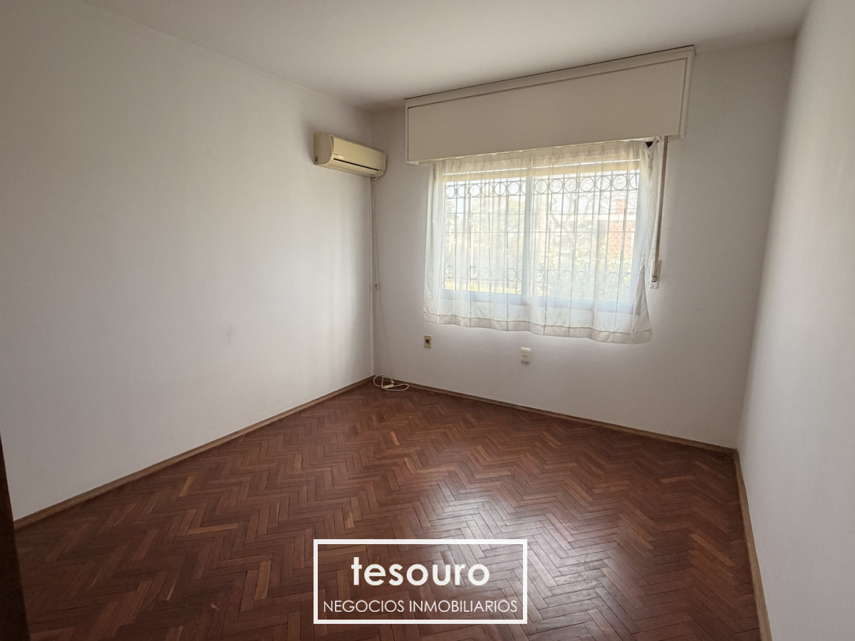 Casa ID.5724 - Alquiler Casa de 4 dormitorios en Malvin