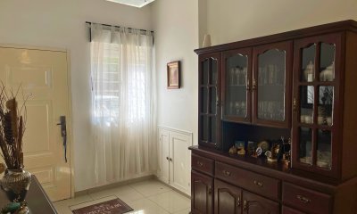VENTA CASA PH DE 2 DORMITORIOS EN POCITOS