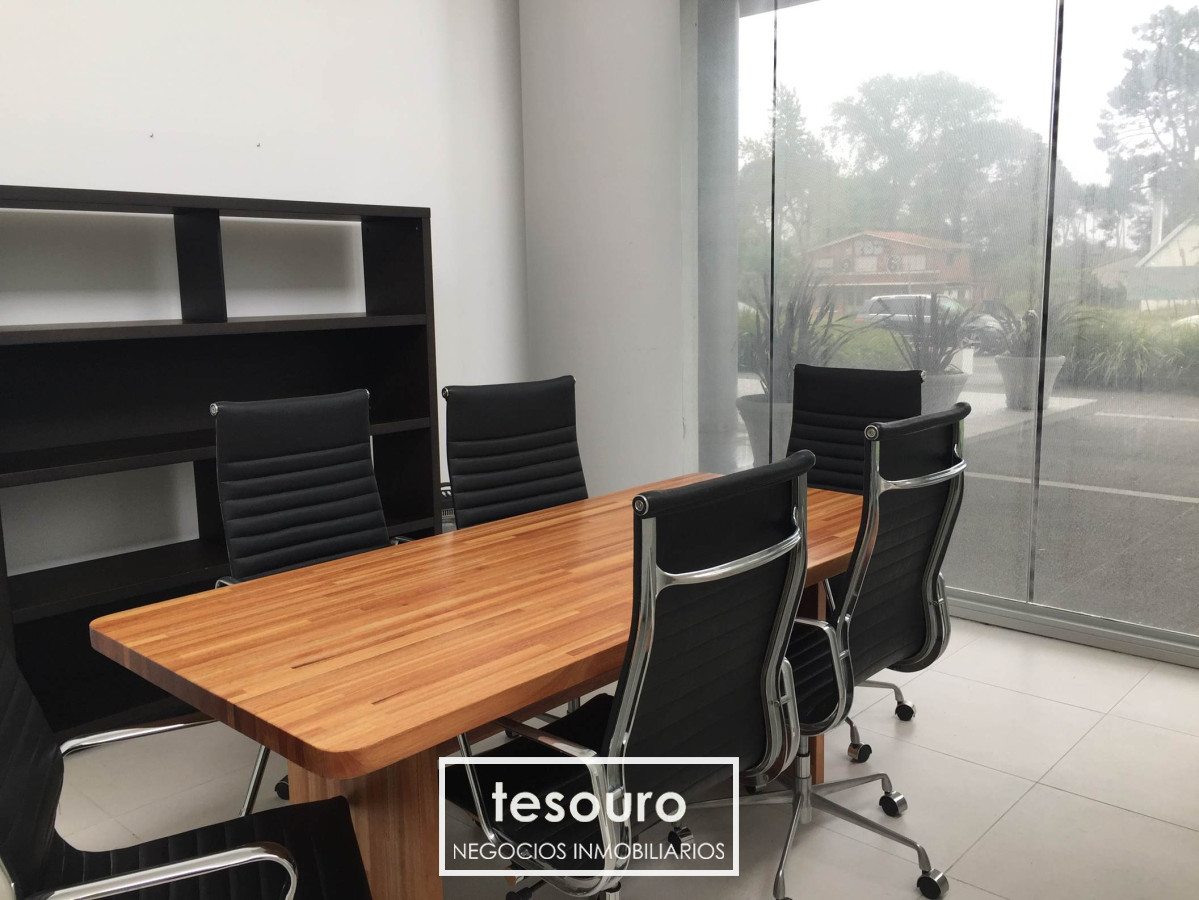 Local Comercial ID.4180 - Venta de Local Comercial en Punta del Este