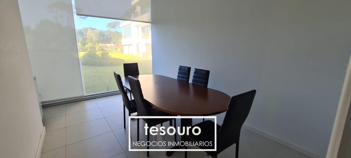 Local Comercial ID.4180 - Venta de Local Comercial en Punta del Este