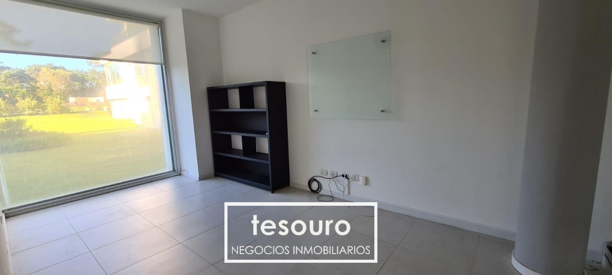 Local Comercial ID.4180 - Venta de Local Comercial en Punta del Este