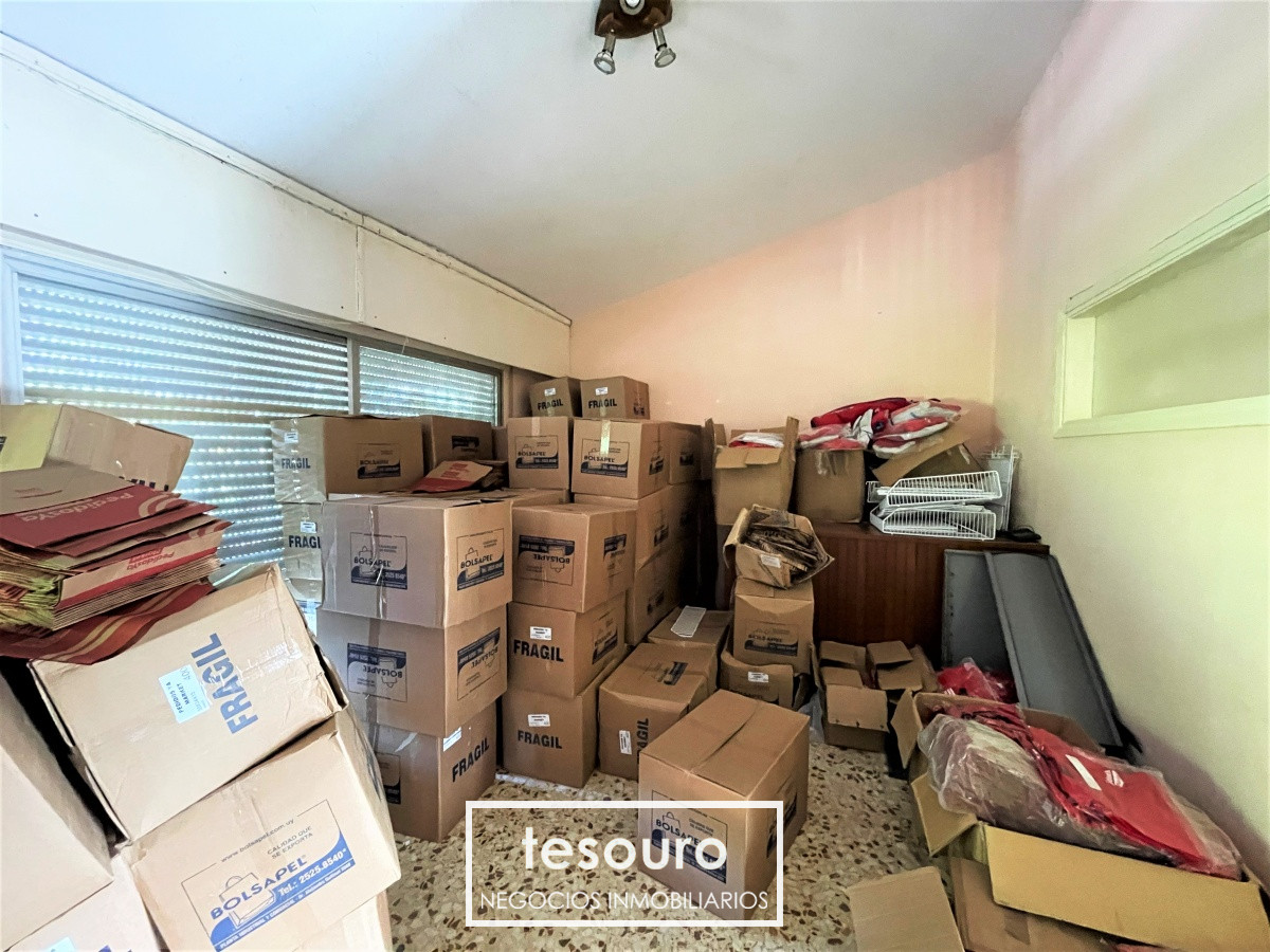Local Comercial ID.3085 - VENTA DE LOCAL COMERCIAL + APTO - PUNTA GORDA