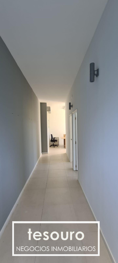 Local Comercial ID.4180 - Venta de Local Comercial en Punta del Este