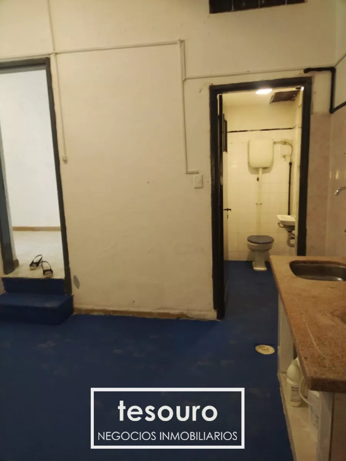 Local Comercial ID.4527 - ALQUILER Y VENTA DE LOCAL COMERCIAL PROXIMO A SMI