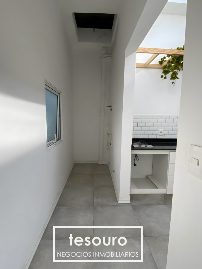 Apartamento ID.5379 - ALQUILER APARTAMENTO TIPO LOFT SIN GASTOS COMUNES EN POCITOS