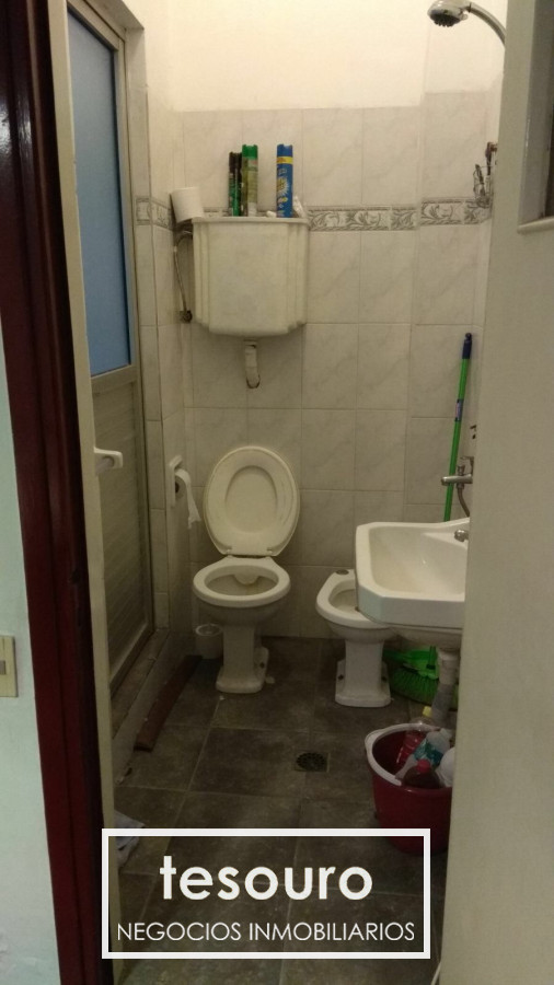 Oficina ID.2886 - VENTA OFICINA CON RENTA - CENTRO