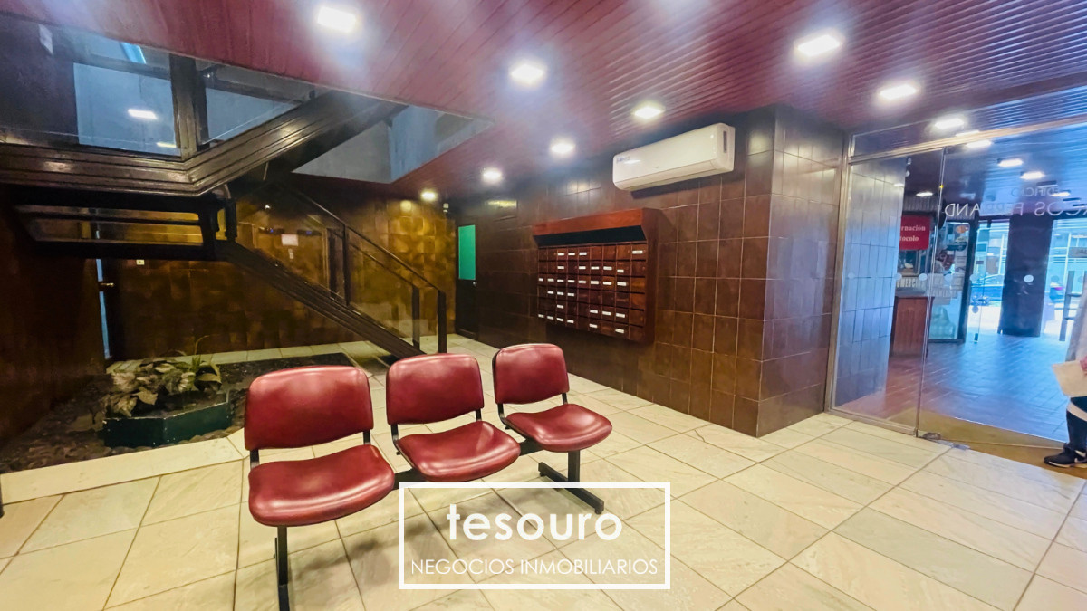 Oficina ID.4841 - VENTA OFICINA MONOAMBIENTE EN CORDÓN, PRÓXIMO A NOTARIADO Y BROU