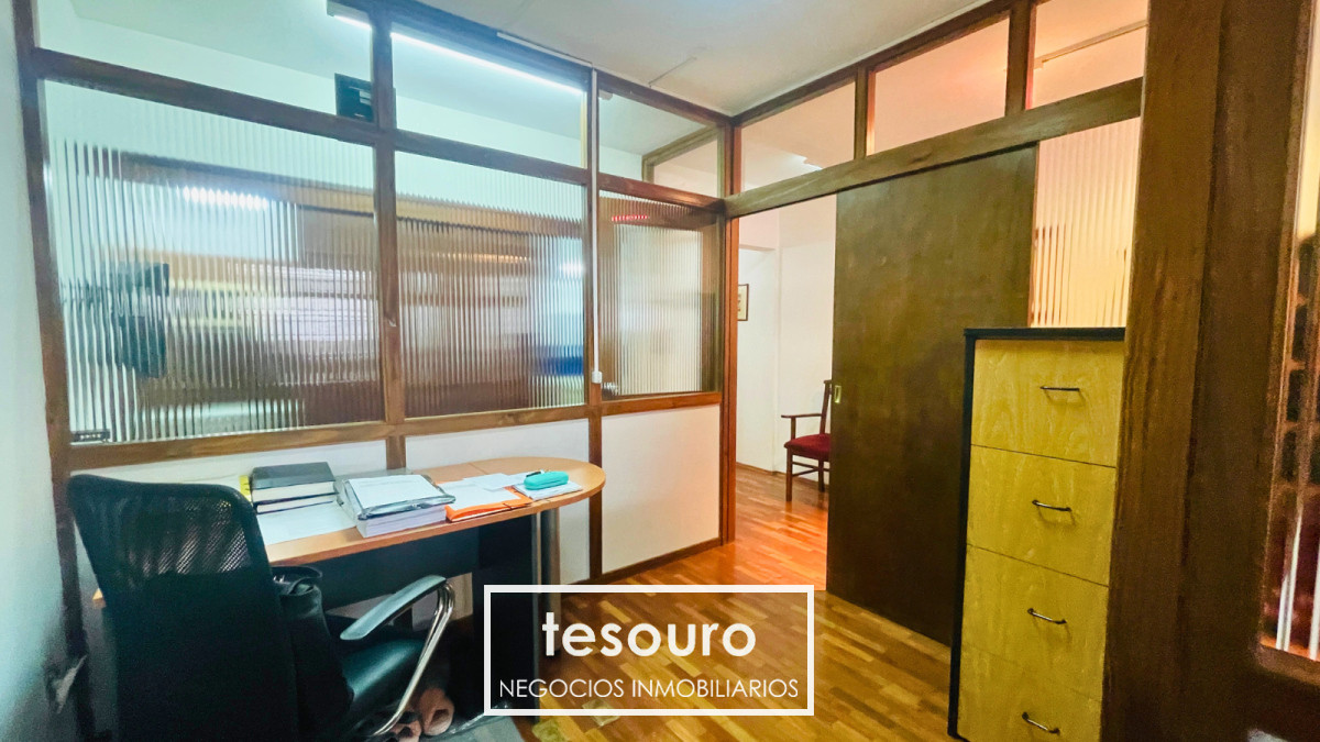Oficina ID.4841 - VENTA OFICINA MONOAMBIENTE EN CORDÓN, PRÓXIMO A NOTARIADO Y BROU