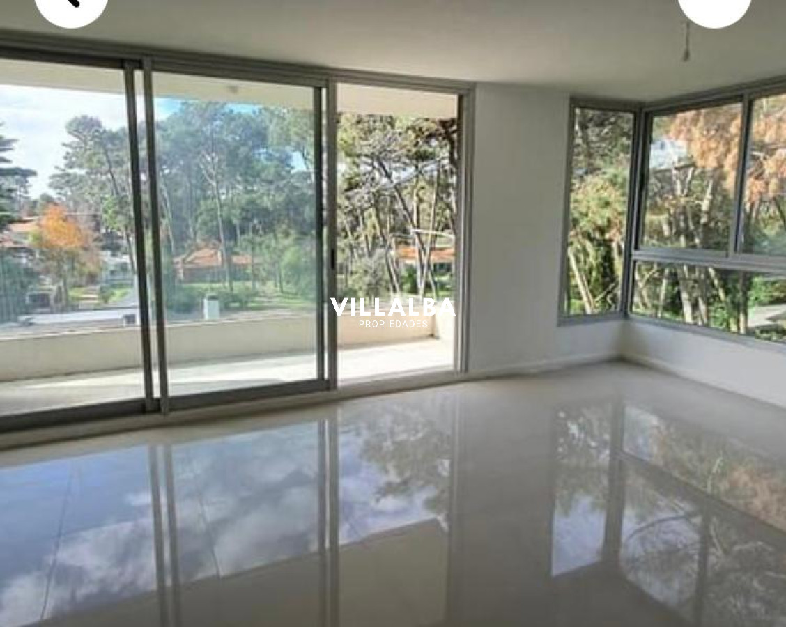 Apartamento ID.4094 - A ESTRENAR. VENTA. Apartamento 2 Dormitorios 2 baños  Edificio Roosevelt Avenue