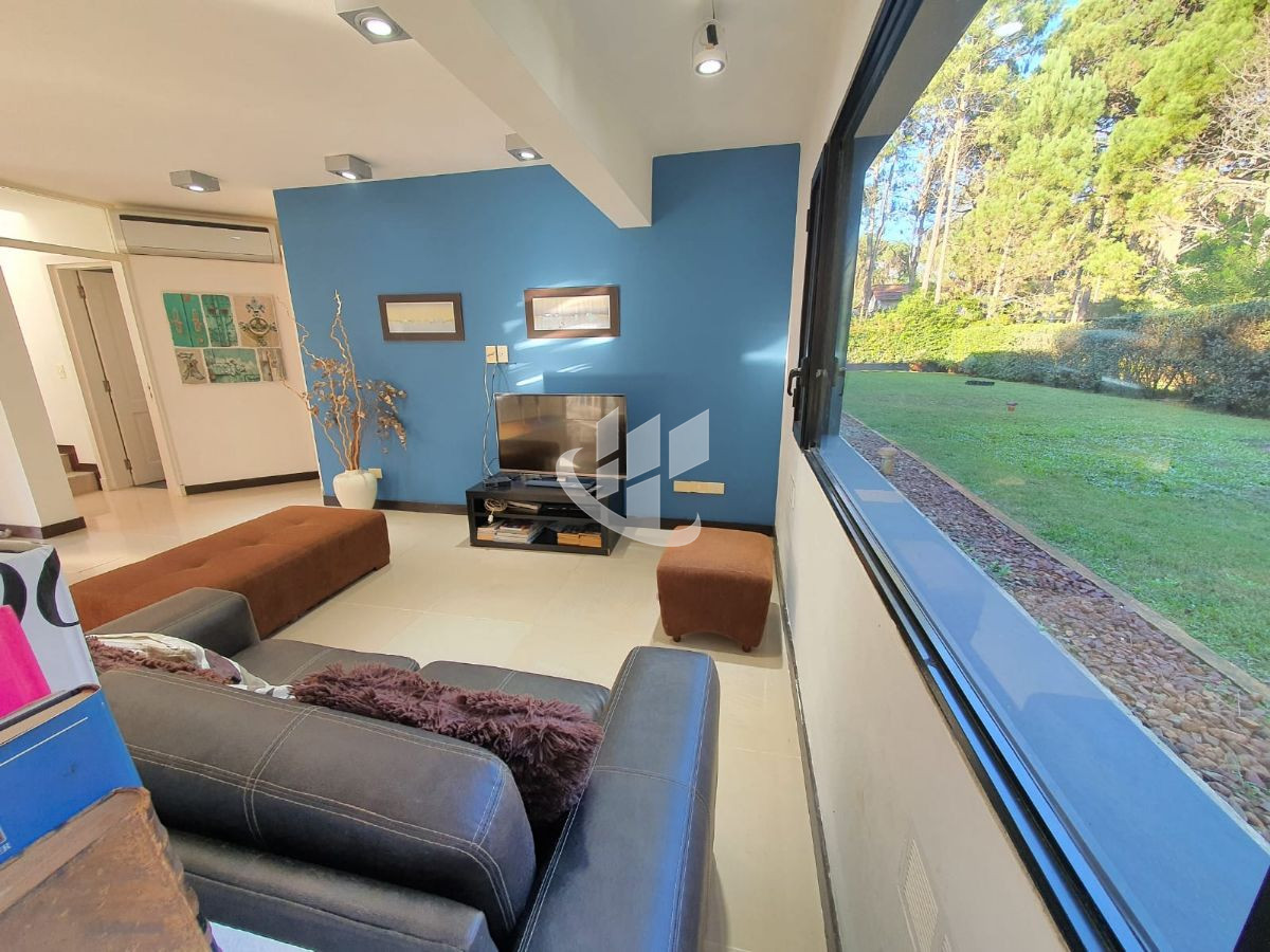 Casa ID.724 - Venta, casa, 3 dormitorios, Solanas, Punta Ballena