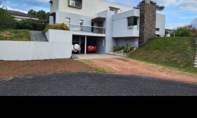 VENTA CASA 4 DORMITORIOS EN BARRIO PRIVADO LA RESIDENCE PUNTA DEL ESTE