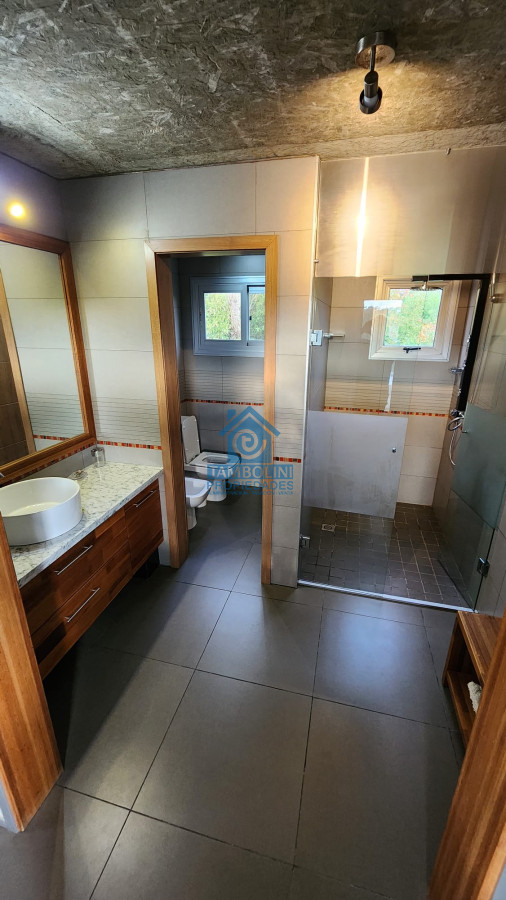 Casa ID.235 - VENTA CASA 4 DORMITORIOS EN BARRIO PRIVADO PUNTA DEL ESTE 