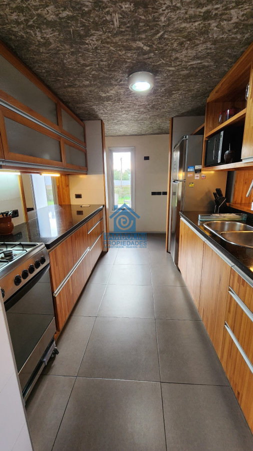 Casa ID.235 - VENTA CASA 4 DORMITORIOS EN BARRIO PRIVADO PUNTA DEL ESTE 