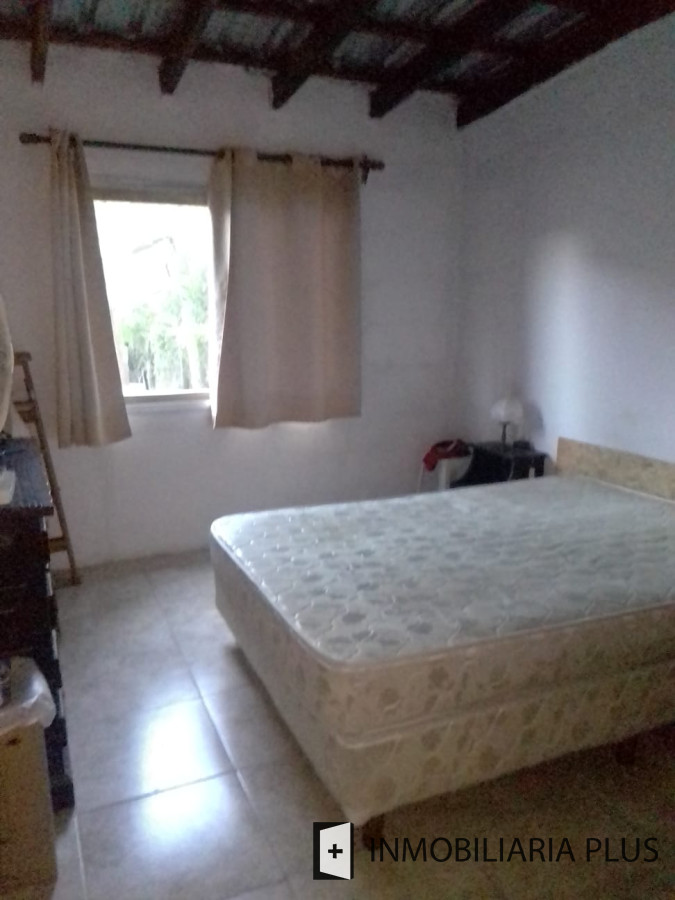 Casa ID.996 - Venta de Casa de 210 m2 y 750 m2 de terreno con 3 dormitorios en Piriápolis