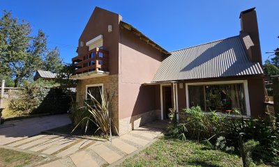 Casa en venta o alquiler anual en El Tesoro, La Barra.
